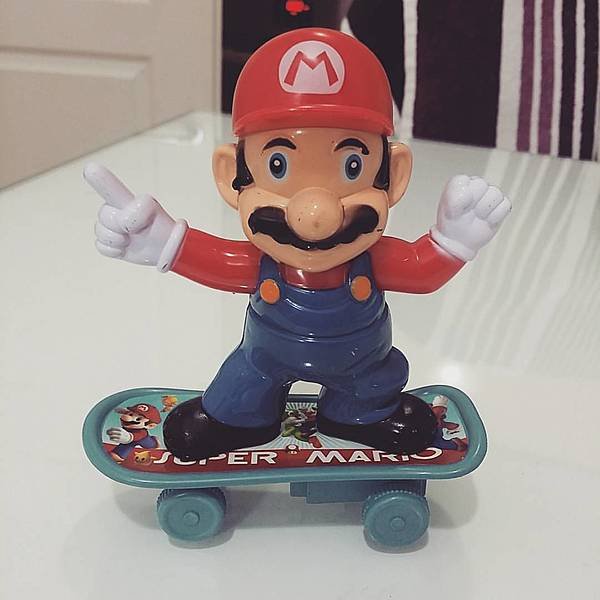 Super Mario
